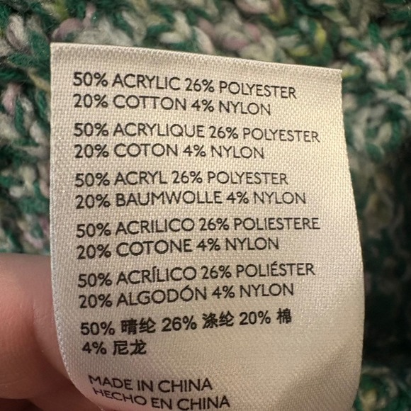 Kimchi Blue Space Station Cream Green Chunky V-Neck Sweater Size Medium - Picture 6 of 7